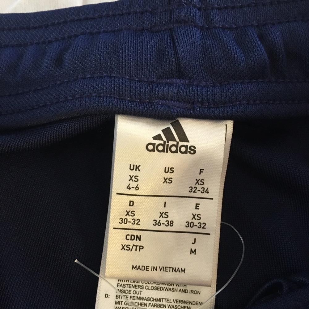 Navy warm ups - Picture 3 of 6